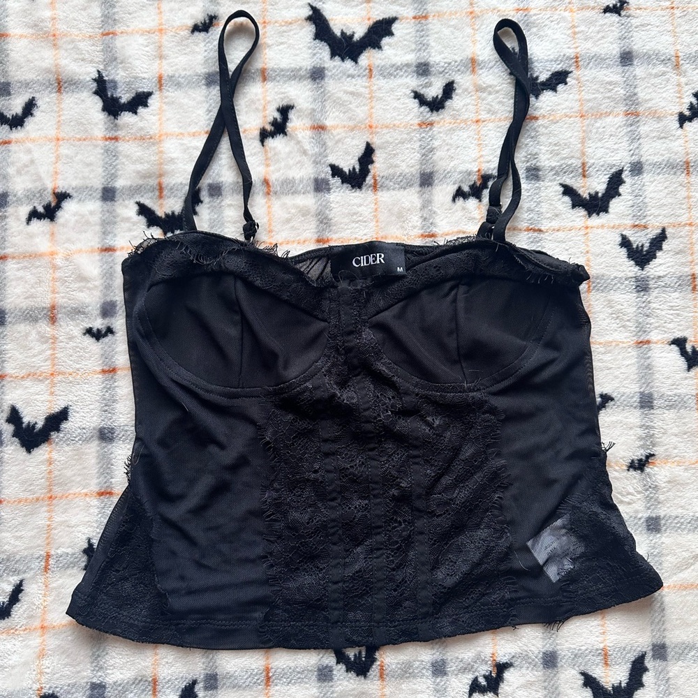 Cropped Lace Tank Top